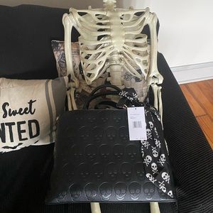Betsey Johnson Black Skull Purse